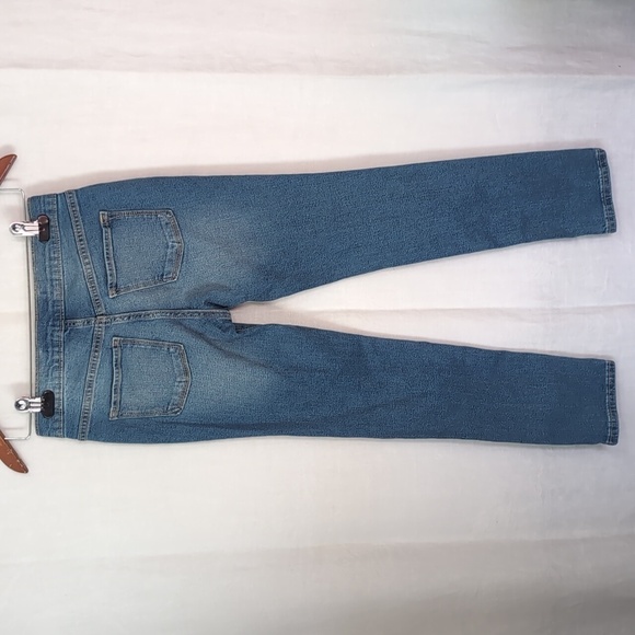 Old Navy Medium Light Wash Skinny Jean Size Large 10-12 - Picture 4 of 5